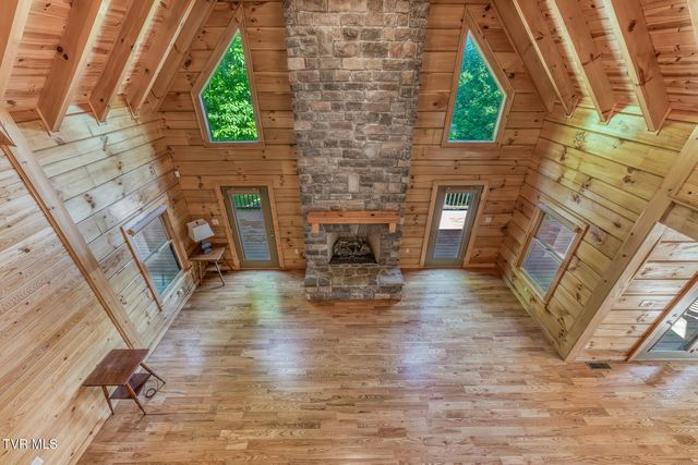 503 Bankers Bend, Mountain City, TN 37683