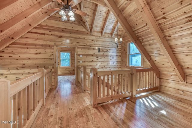 503 Bankers Bend, Mountain City, TN 37683