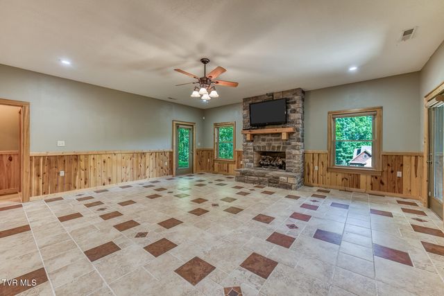 503 Bankers Bend, Mountain City, TN 37683