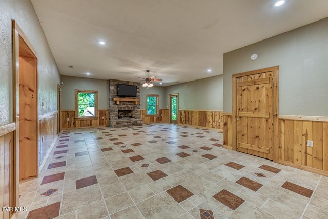 503 Bankers Bend, Mountain City, TN 37683