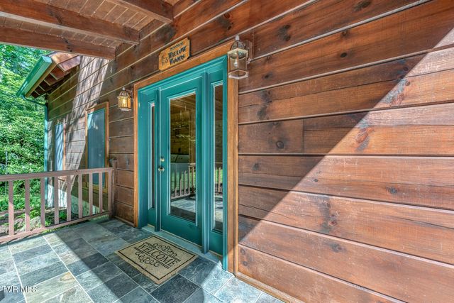 503 Bankers Bend, Mountain City, TN 37683