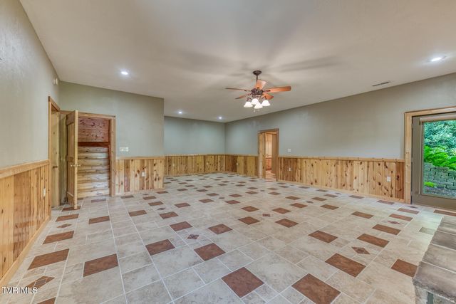 503 Bankers Bend, Mountain City, TN 37683