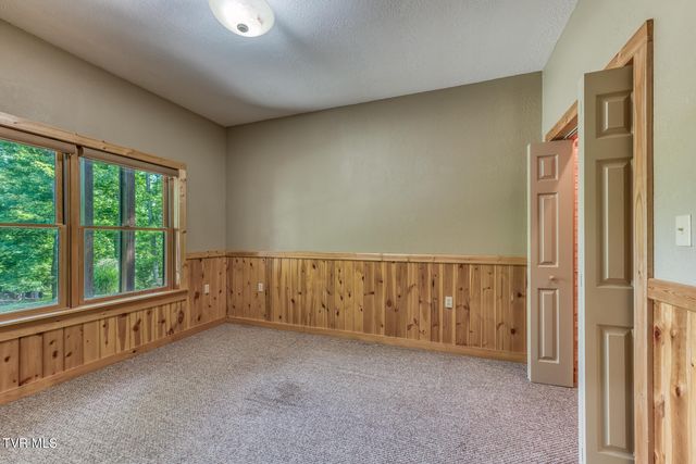 503 Bankers Bend, Mountain City, TN 37683