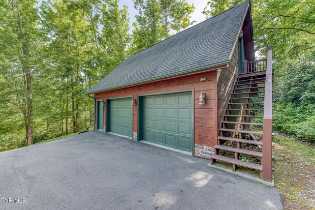 503 Bankers Bend, Mountain City, TN 37683