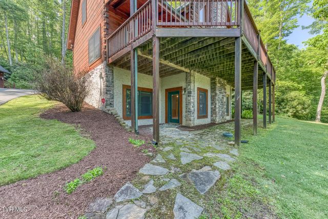 503 Bankers Bend, Mountain City, TN 37683