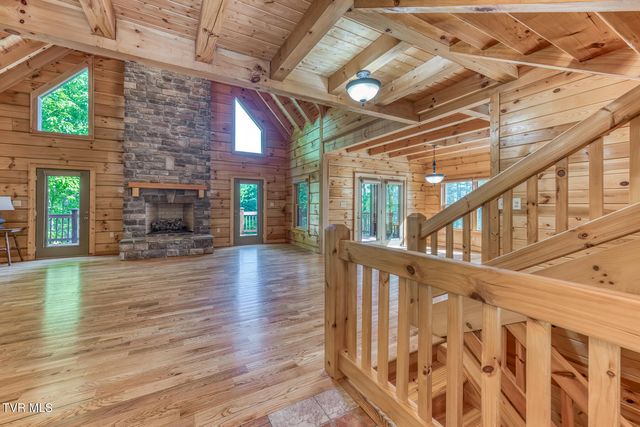 503 Bankers Bend, Mountain City, TN 37683