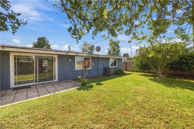 220 Tulane Road, Costa Mesa, CA 92626