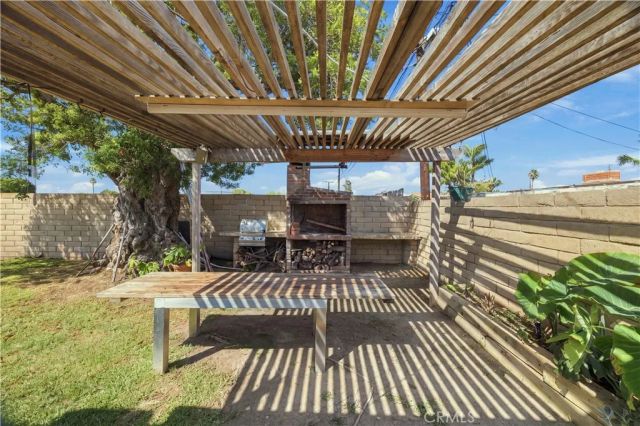220 Tulane Road, Costa Mesa, CA 92626