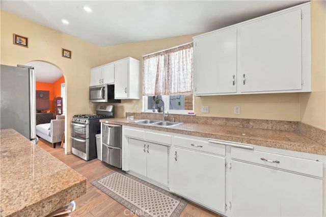 220 Tulane Road, Costa Mesa, CA 92626