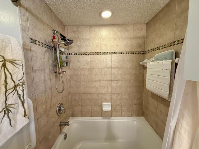 16260 Xenia Street NW, Andover, MN 55304