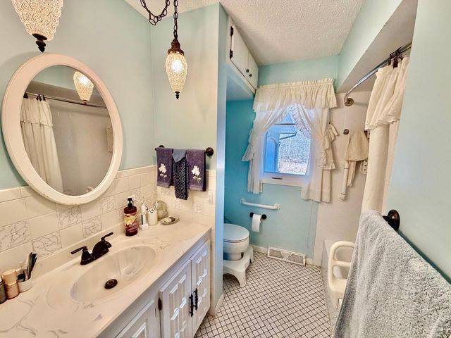 16260 Xenia Street NW, Andover, MN 55304