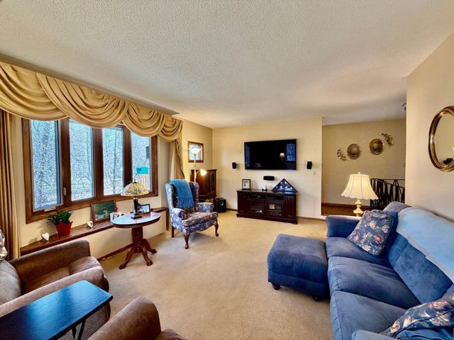 16260 Xenia Street NW, Andover, MN 55304