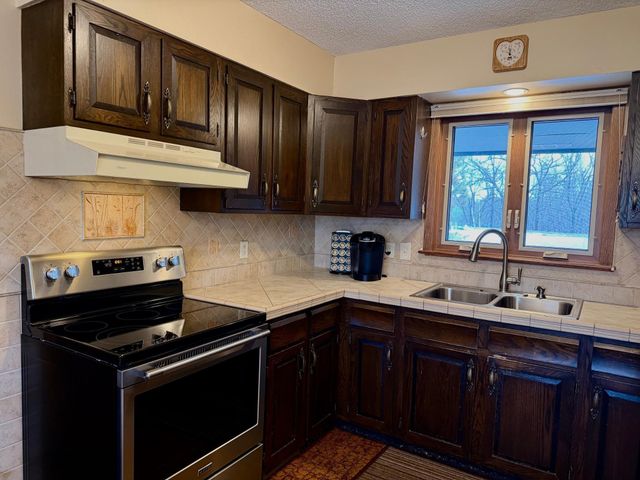 16260 Xenia Street NW, Andover, MN 55304