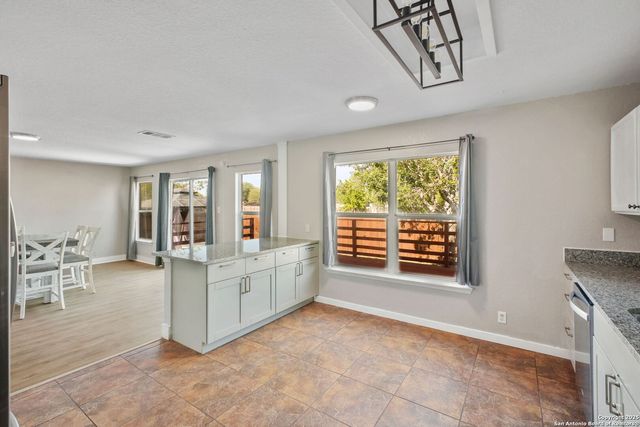 3422 Quintana Trl, Seguin, TX 78155