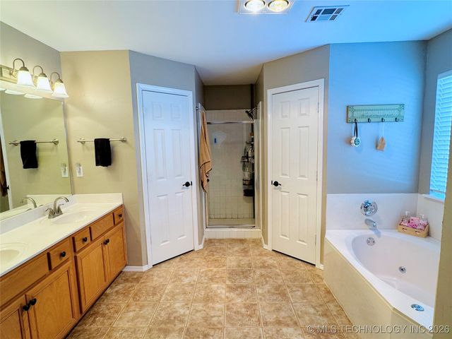 10227 E 115th Street, Bixby, OK 74008