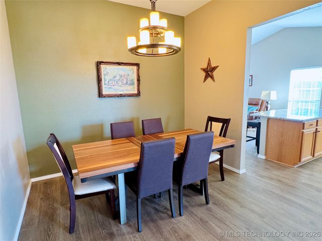 10227 E 115th Street, Bixby, OK 74008