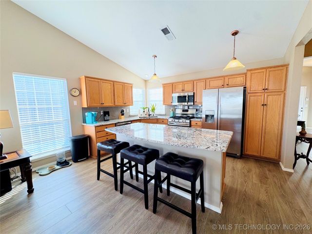 10227 E 115th Street, Bixby, OK 74008