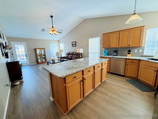 10227 E 115th Street, Bixby, OK 74008