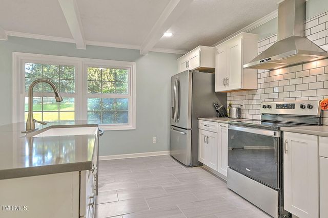 2105 Heatherly Road, Kingsport, TN 37660