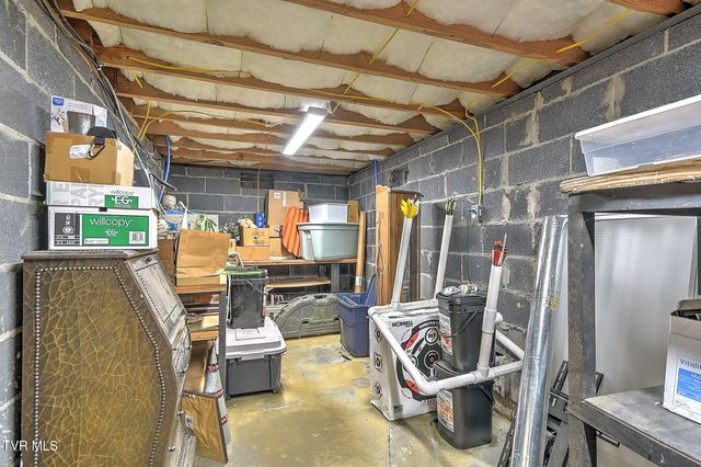 2105 Heatherly Road, Kingsport, TN 37660