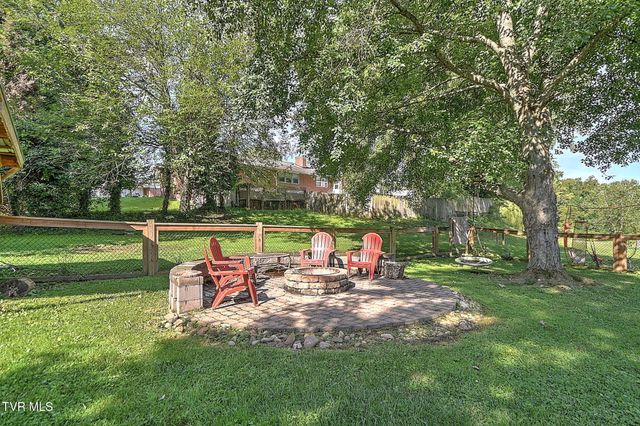 2105 Heatherly Road, Kingsport, TN 37660