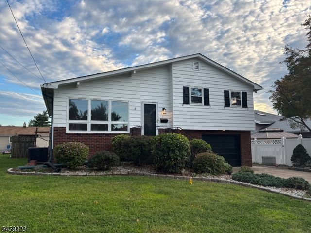 331 W Frech Ave, Manville Boro, NJ 08835