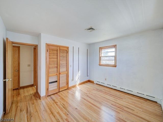 331 W Frech Ave, Manville Boro, NJ 08835