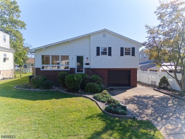 331 W Frech Ave, Manville Boro, NJ 08835