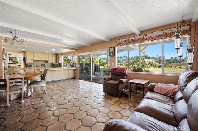 19245 Berclair, Tarzana, CA 91356