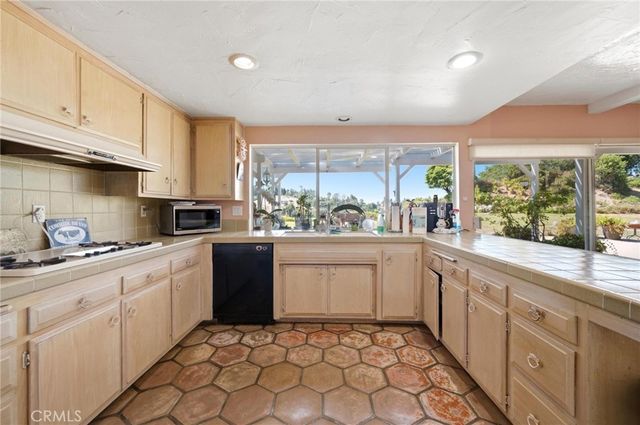 19245 Berclair, Tarzana, CA 91356
