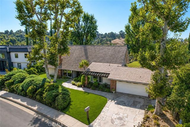 19245 Berclair, Tarzana, CA 91356