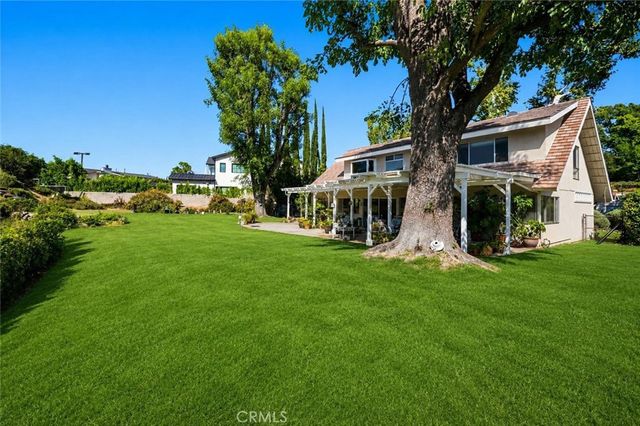 19245 Berclair, Tarzana, CA 91356