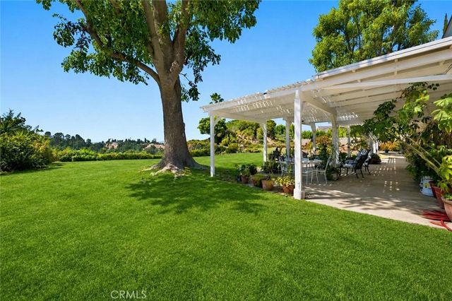 19245 Berclair, Tarzana, CA 91356
