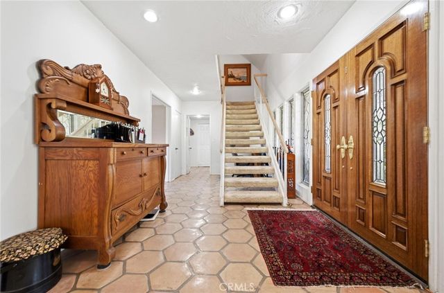 19245 Berclair, Tarzana, CA 91356