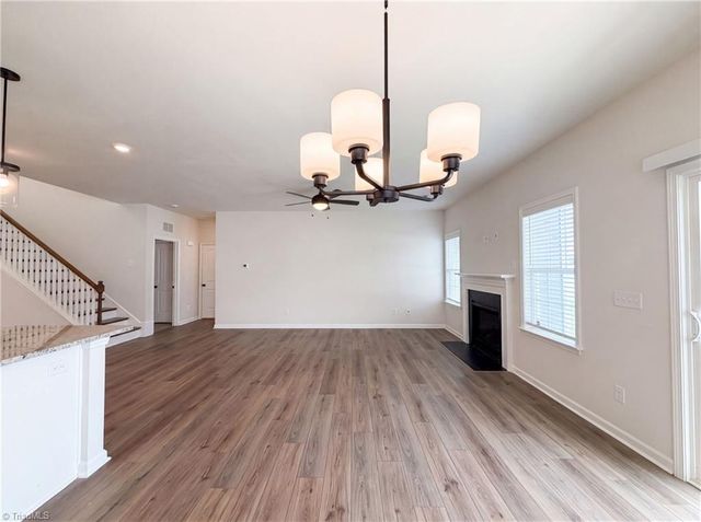 7463 Buckview Court, Kernersville, NC 27284