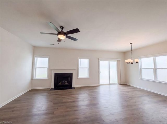 7463 Buckview Court, Kernersville, NC 27284