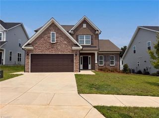 7463 Buckview Court, Kernersville, NC 27284