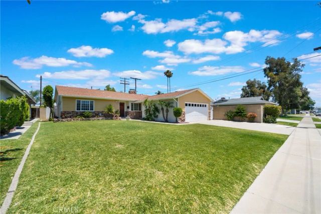 1909 W Embassy, Anaheim, CA 92804