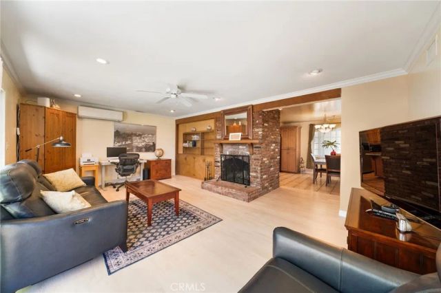 1909 W Embassy, Anaheim, CA 92804