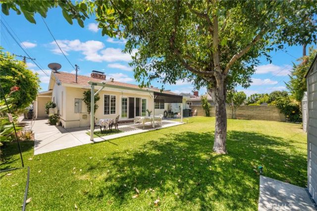 1909 W Embassy, Anaheim, CA 92804