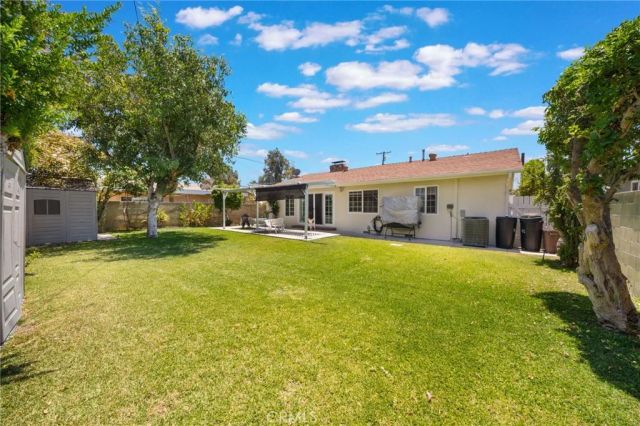 1909 W Embassy, Anaheim, CA 92804