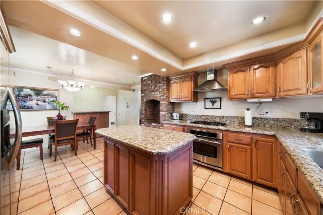 1909 W Embassy, Anaheim, CA 92804