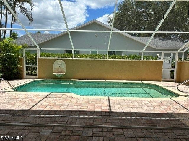 2312 Kings Lake BLVD, Naples, FL 34112