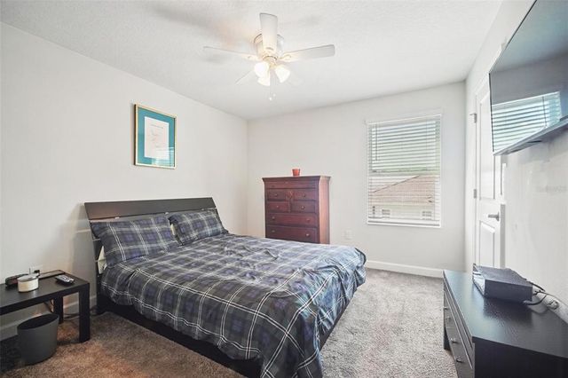 1107 TRAPPERS TRAIL LOOP, Davenport, FL 33896