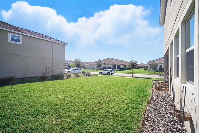 1107 TRAPPERS TRAIL LOOP, Davenport, FL 33896