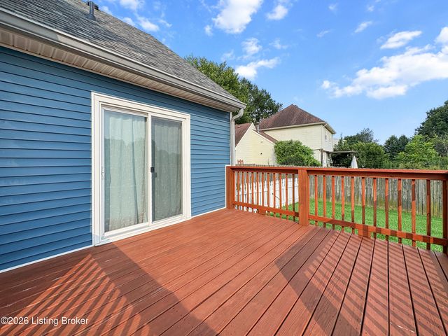 181 Spring Lake Ct, Louisville, KY 40229