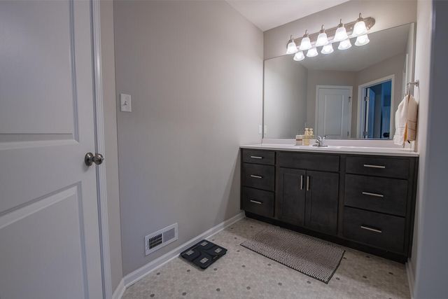 11775 Rhode Island Street, Crown Point, IN 46307