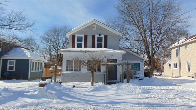 11 Reed Street, Waterloo, NY 13165