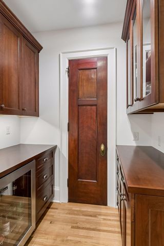 1790 Irving Avenue S, Minneapolis, MN 55403