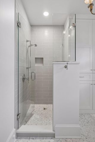 1790 Irving Avenue S, Minneapolis, MN 55403